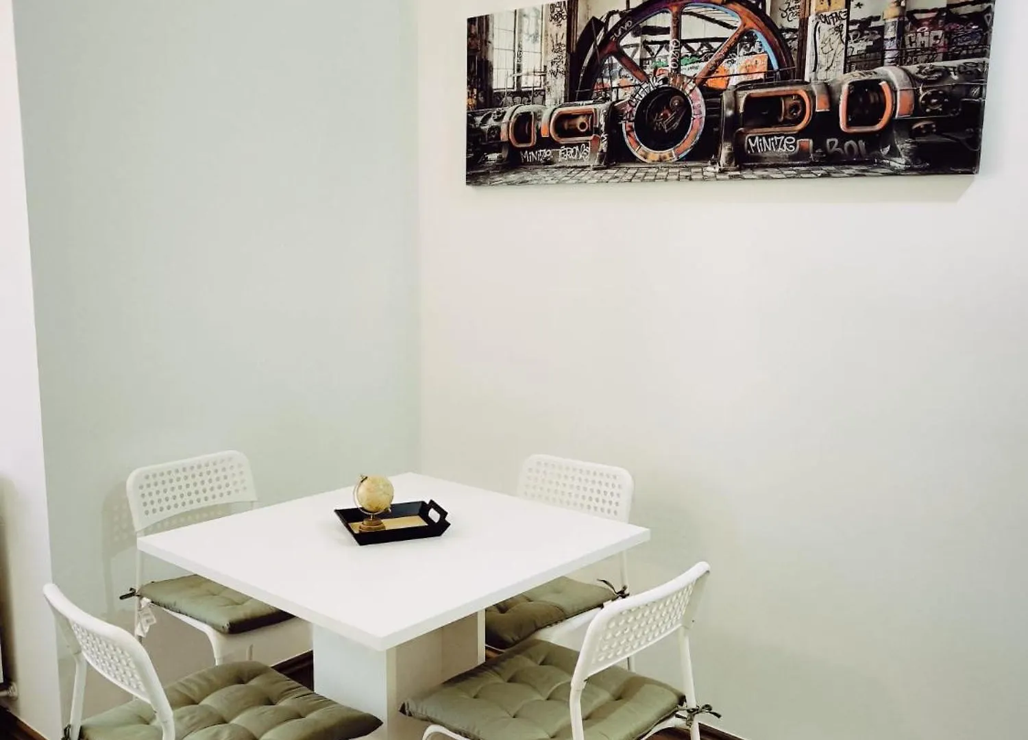 Pretty Apartment Next To Metro Station Vienna